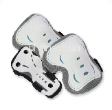  SFR White
